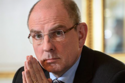 Minister van justitie Koen geens auteur op Jubel juridisch belgië