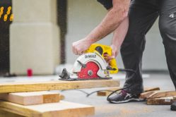 Le remplacement d'entrepreneur