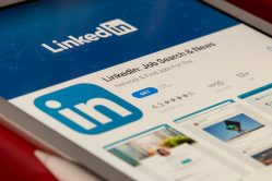 De bedrijfsjurist en LinkedIn: een match made in heaven cover