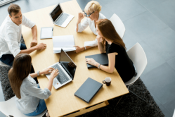 5 tips om duurzame betrokkenheid bij uw medewerkers te creëren cover