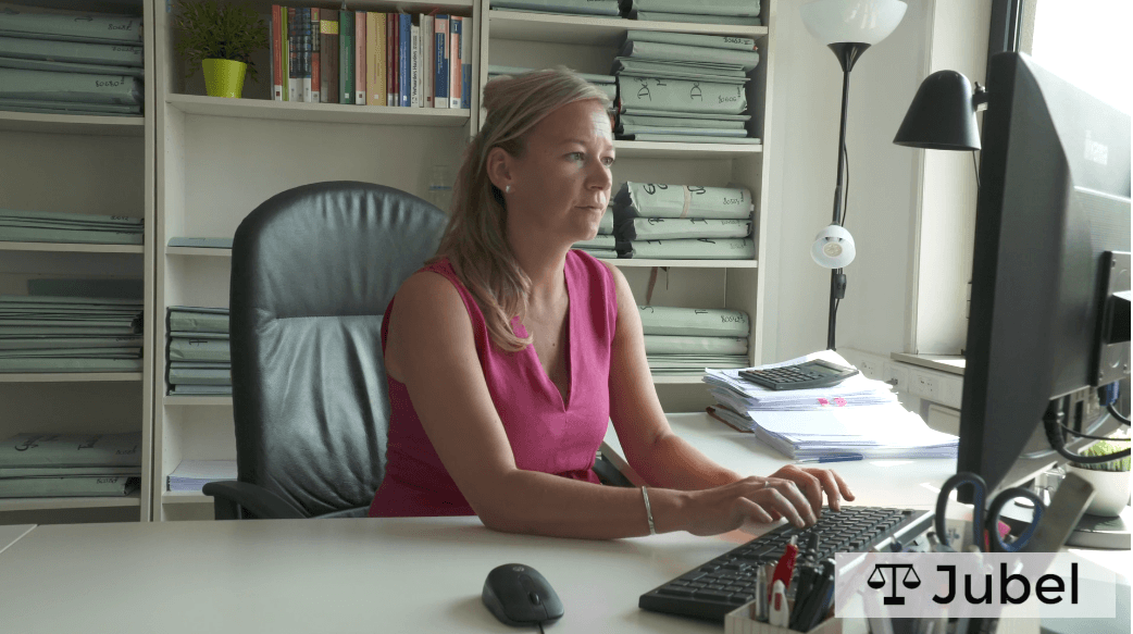 Welke tips geeft Katrien Pacquée de kersverse advocaat-stagiairs mee?