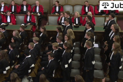 La prestation de serment des avocats-stagiaires de Bruxelles (NL) et Louvain cover