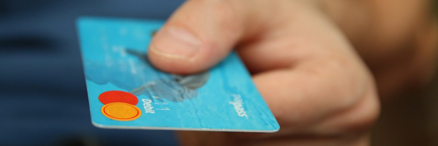 Strafuitsluitende verschoningsgrond tussen echtgenoten bij informaticabedrog cover