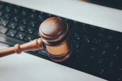 Advocatenrecht in een muterend rechtslandschap cover