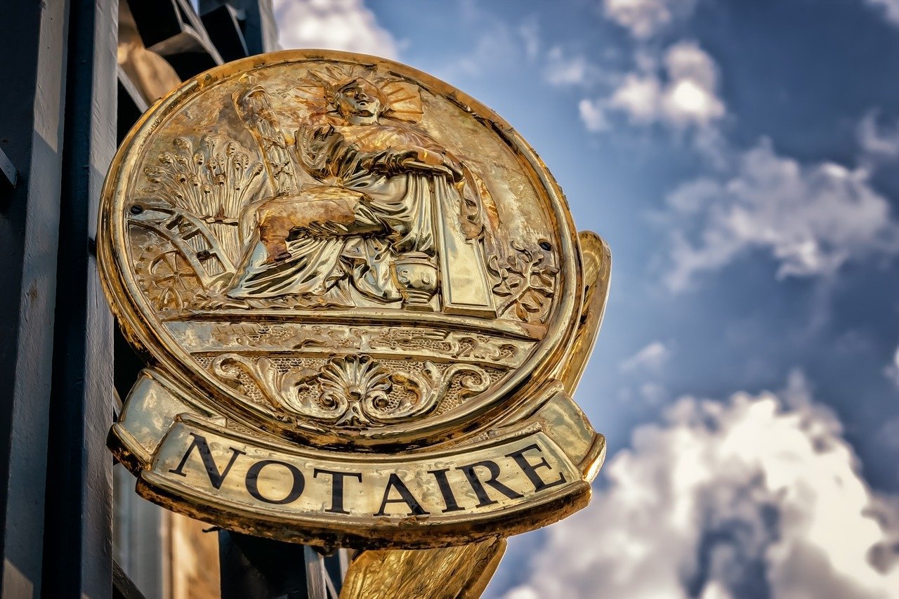 De toegevoegde notaris: een blik in de glazen bol cover