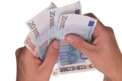 Kwijtschelding schuld onder voorbehoud van terugkeer naar betere toestand: onmiddellijk aftrekbare beroepskost cover