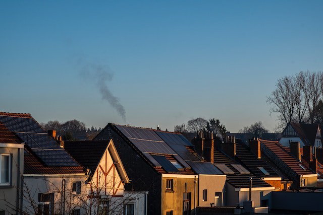 Zonnepanelen op andermans dak: blijft de zon schijnen? cover