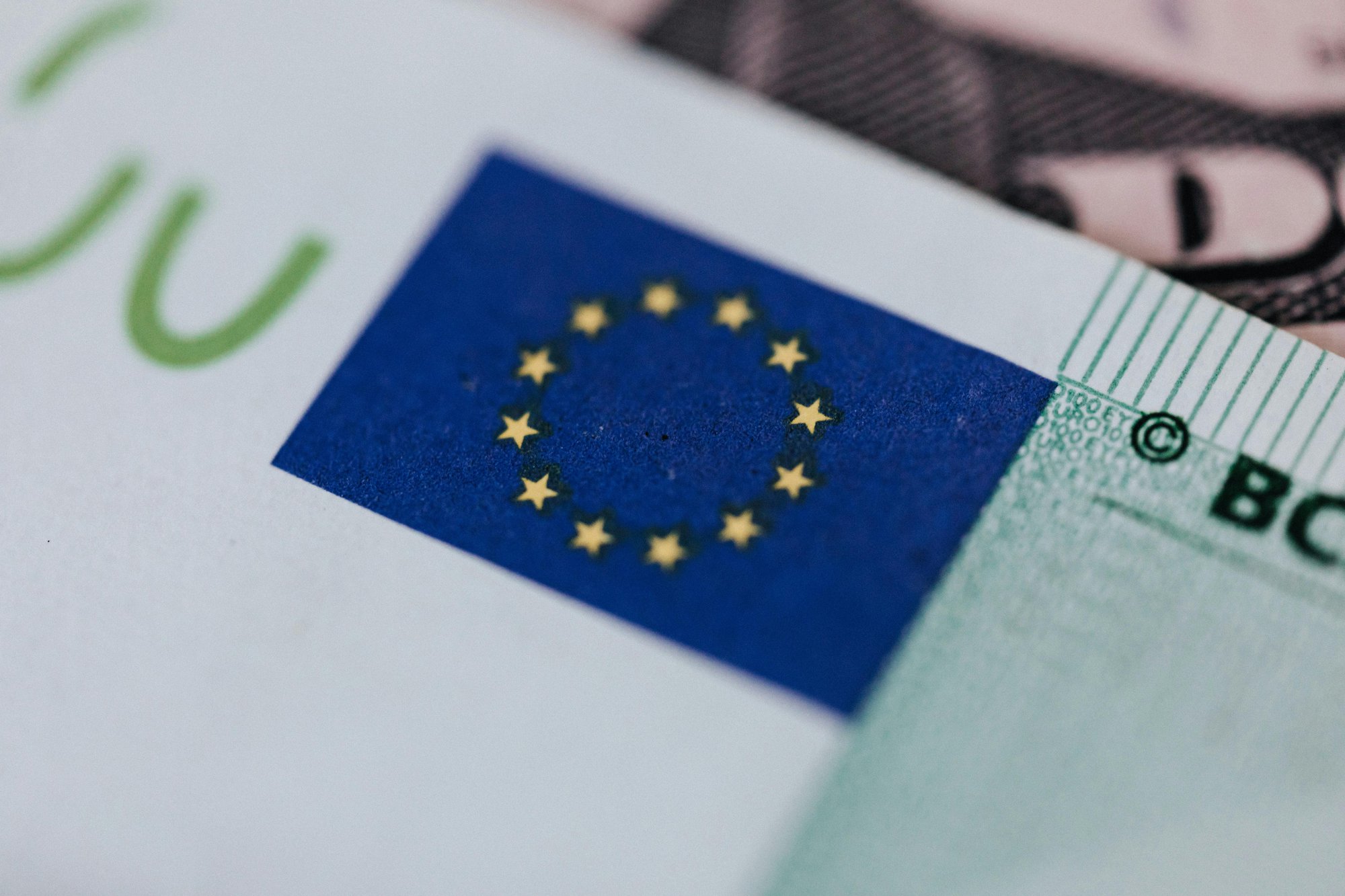 De digitale euro: de toekomst van geldtransacties cover