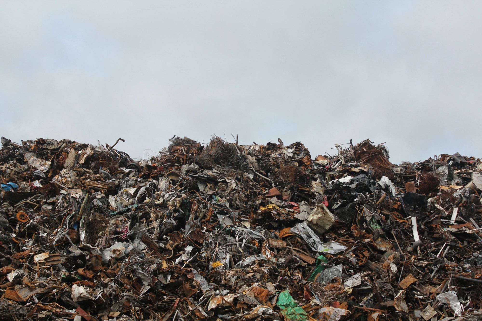 Fin du ‘cash for scrap’ – Depuis le 31 mars 2024, les ferrailleurs ne peuvent plus payer en espèces cover