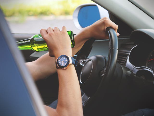 Nultolerantie voor alcohol achter het stuur en strenge handhaving: de enige weg vooruit! cover