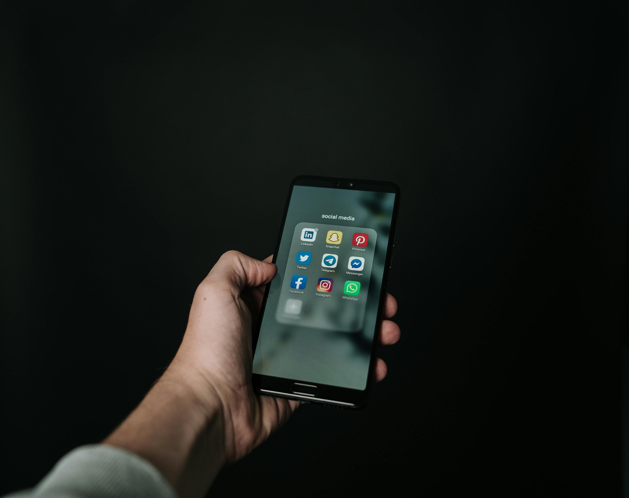 Wat is de beste manier voor advocatenkantoren om sociale media aan te pakken? cover