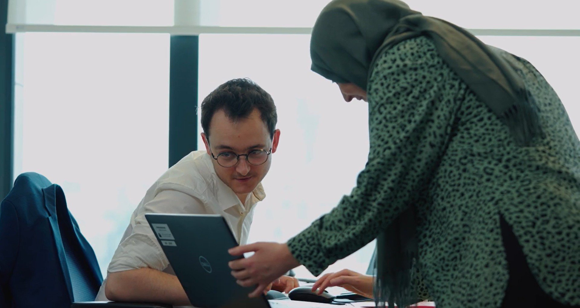 Twee magistraten in opleiding over hun gerechtelijke stage cover