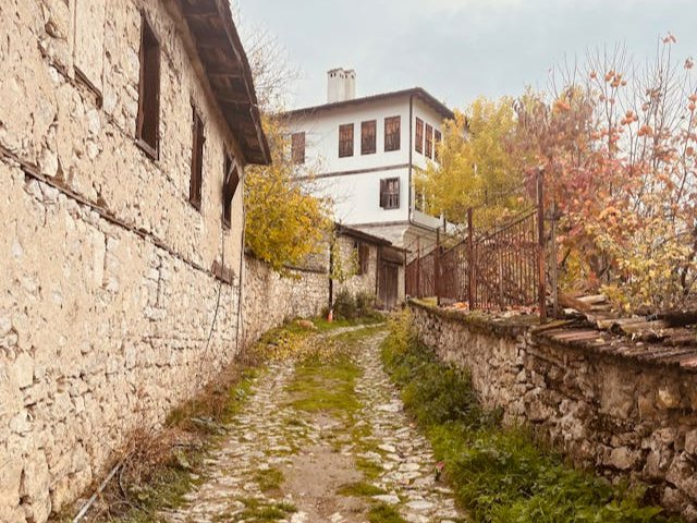 Recht van doorgang vs. recht van uitweg cover Recht van doorgang vs. recht van uitweg cover