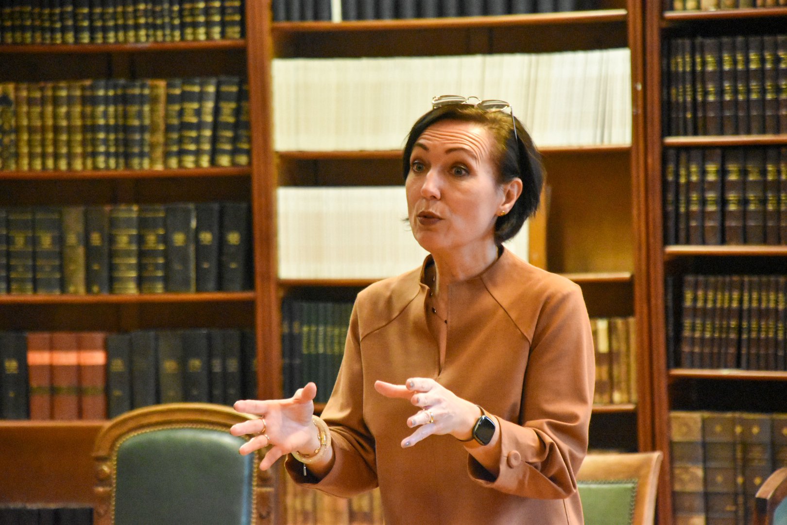 Tussen recht en rechtvaardigheid: waarom ik magistraat werd. Interview met An Schoonjans cover