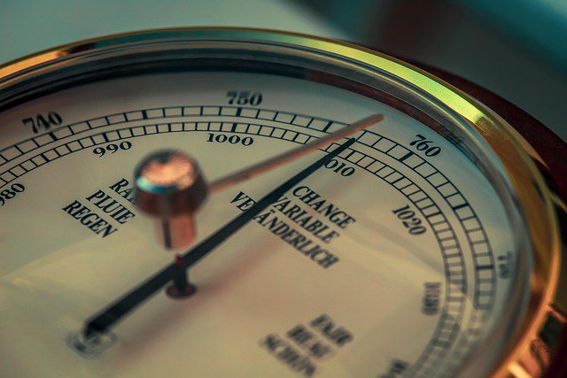 Vijfde Justitiebarometer: de blik van de Belgische bevolking op justitie cover Vijfde Justitiebarometer: de blik van de Belgische bevolking op justitie cover