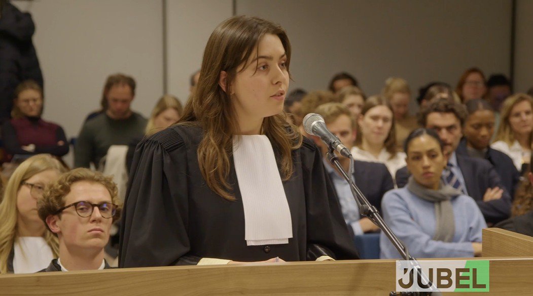 Victoria Wuyts – publieksprijs Vlaams Pleitgenootschap Brussel 2026 cover Victoria Wuyts - publieksprijs Vlaams Pleitgenootschap Brussel 2026 cover