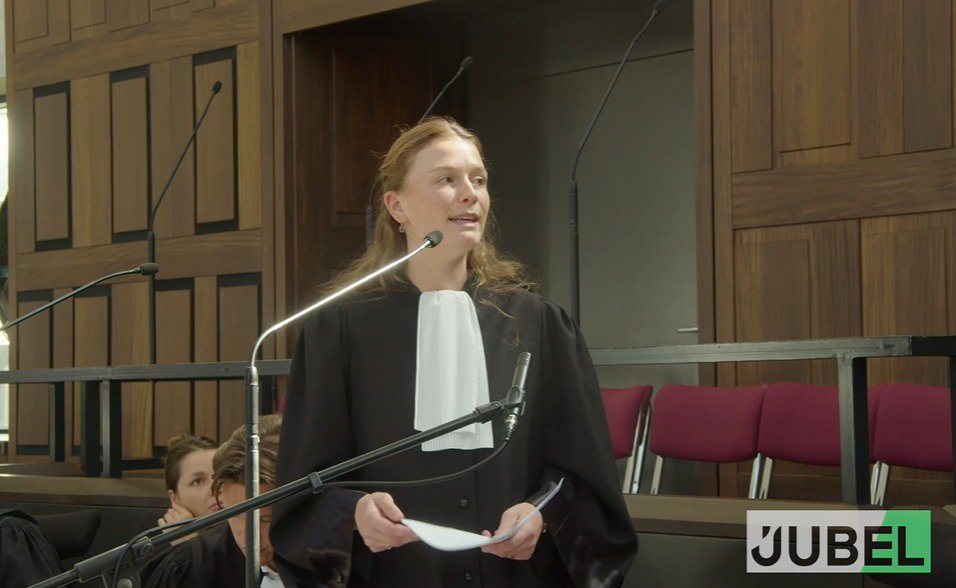 Mr. Anne-Sophie Vermeersch - publieksprijs pleitwedstrijd Balies West-Vlaanderen 2026 cover