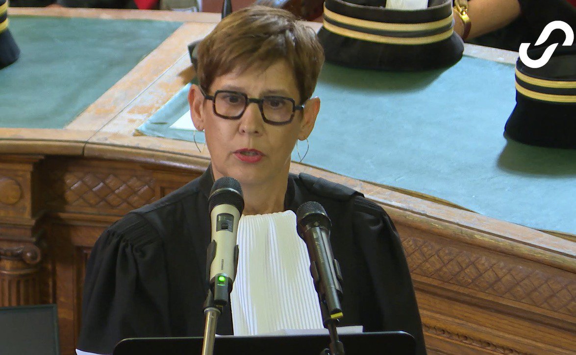 Discours de maître Anneleen Van Hout, bâtonnier de Bruxelles cover Meester Anneleen Van Hout, stafhouder van de Nederlandstalige Brusselse Balie heeft advies voor de stagiairs - 1 september 2026 cover